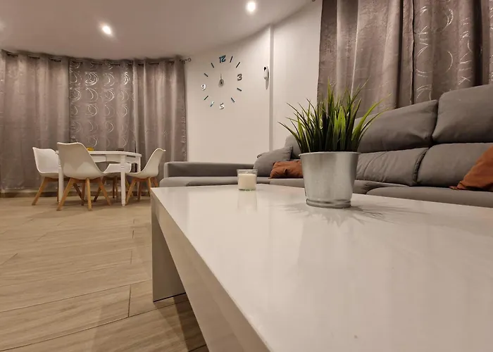 Malvasia 4 Apartment *